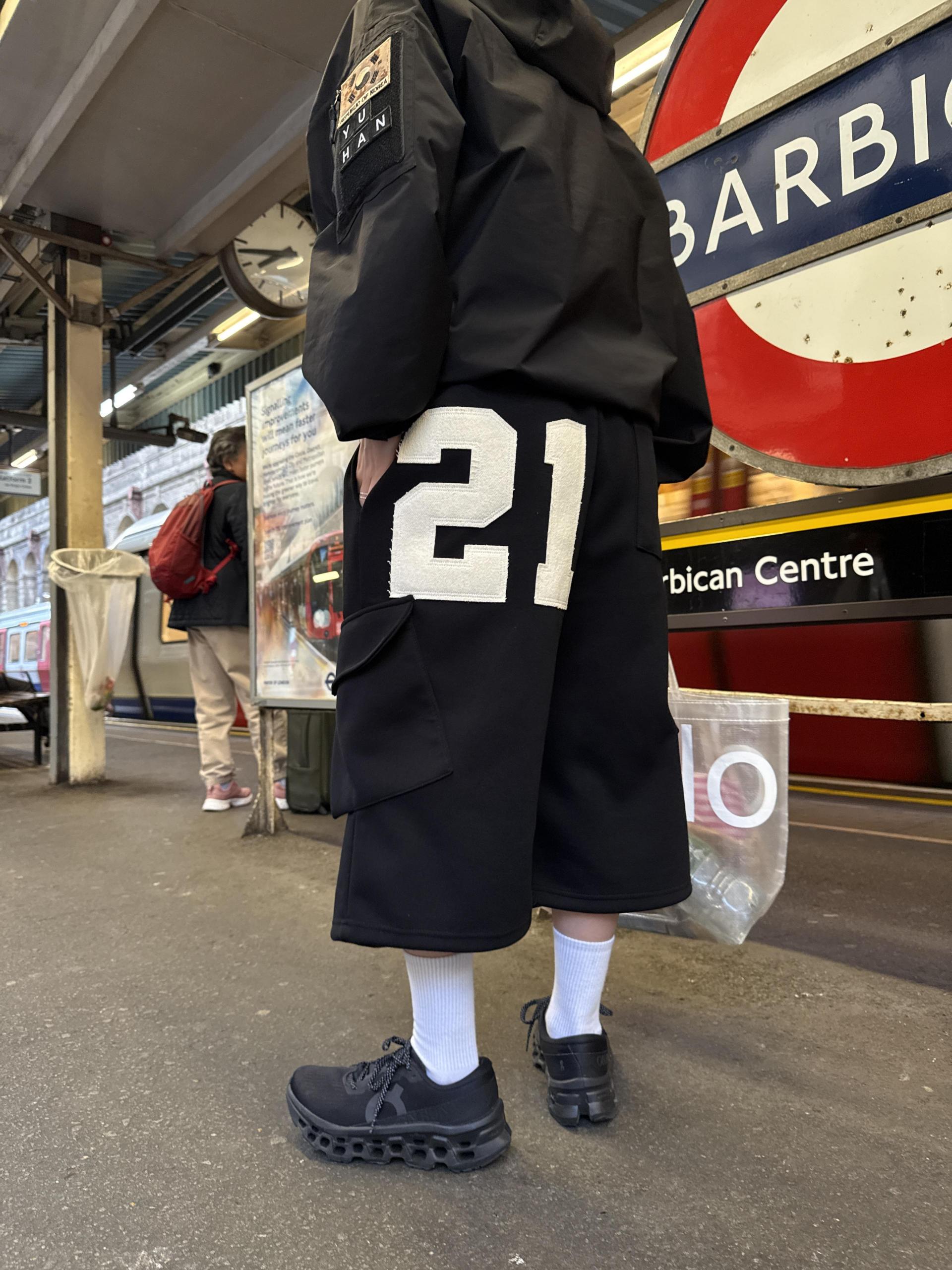 (UNISEX) Numbering Bermuda Pants