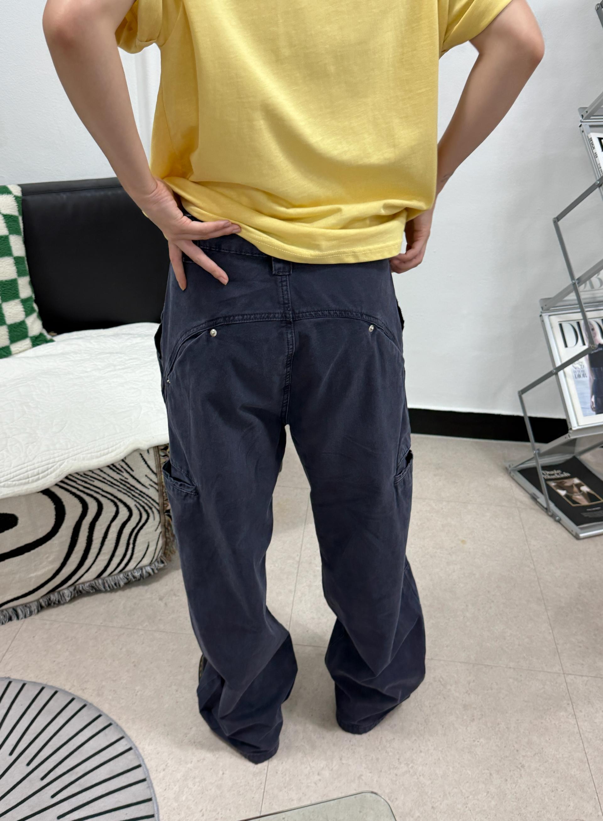 (UNISEX) Desert Angled Pocket Pants