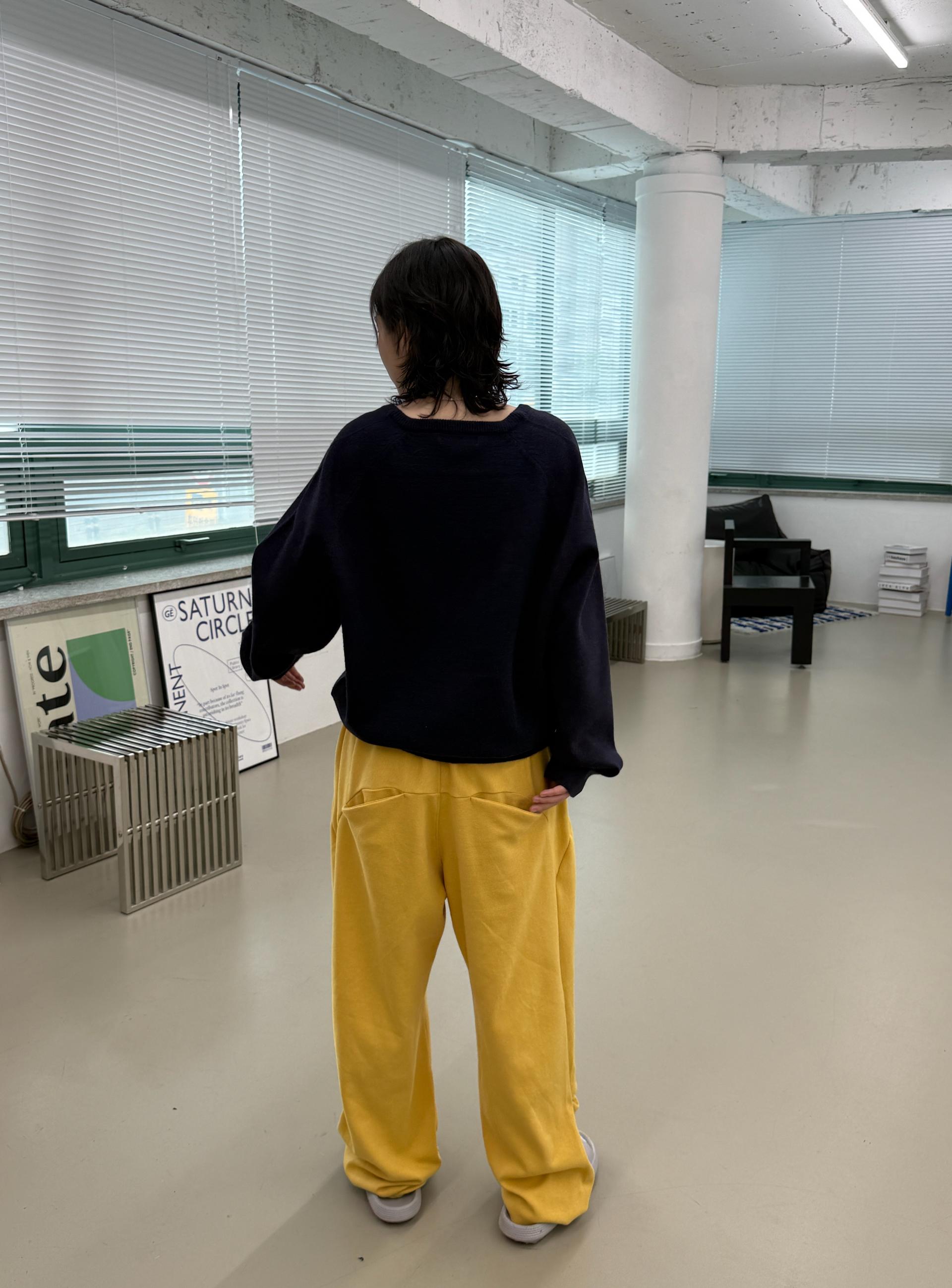 Mellow V-Neck Knit