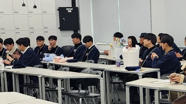 3dca9cfd18c93.jpg