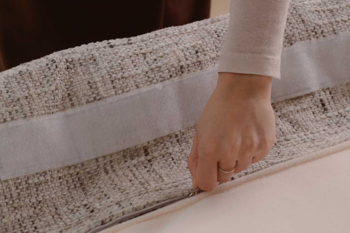 STUD SOFA