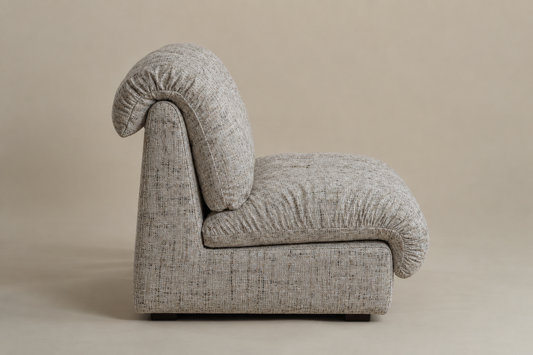STUD SOFA