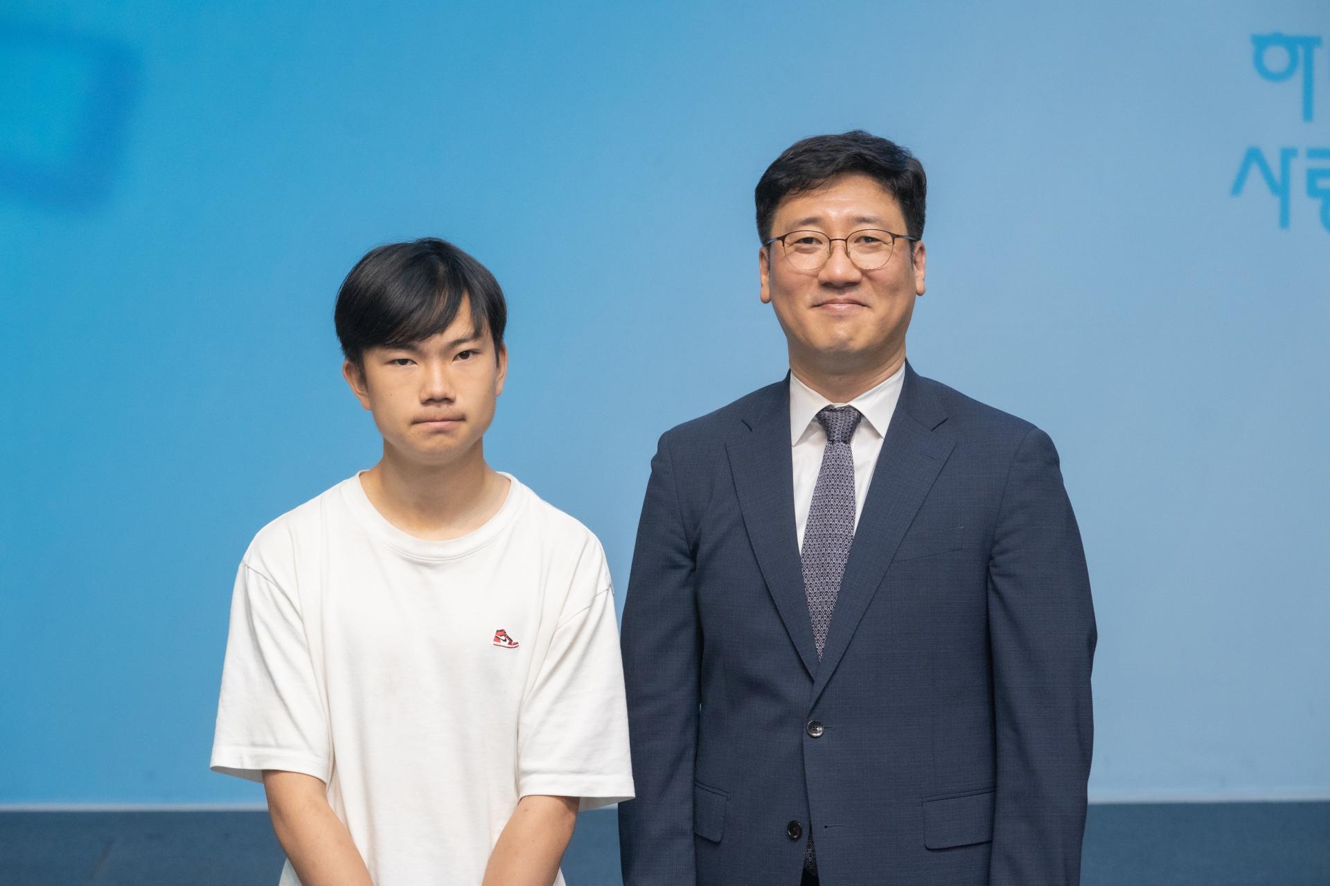 784248d592ea9.jpg