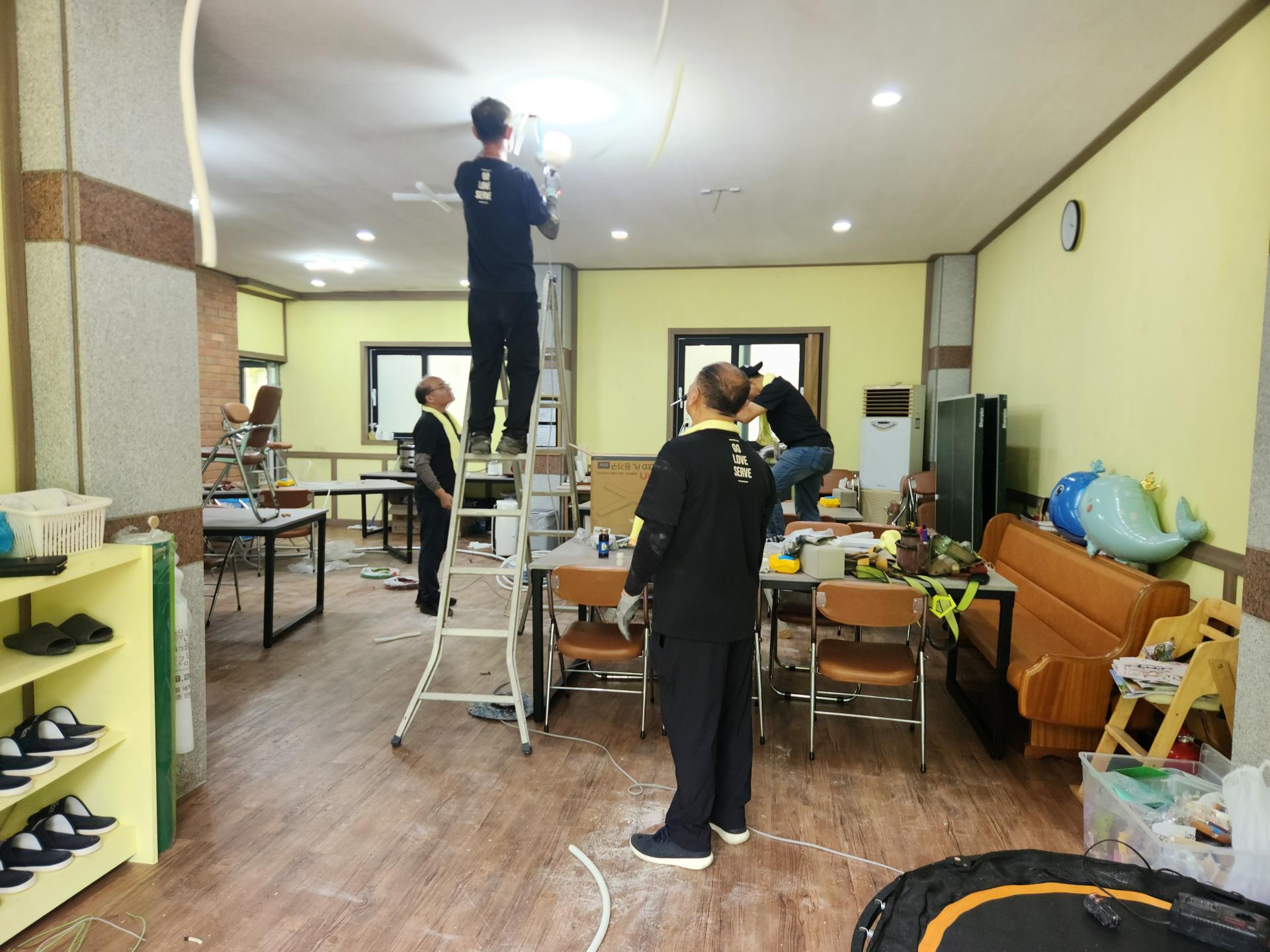 2a2ff8785802c.jpg