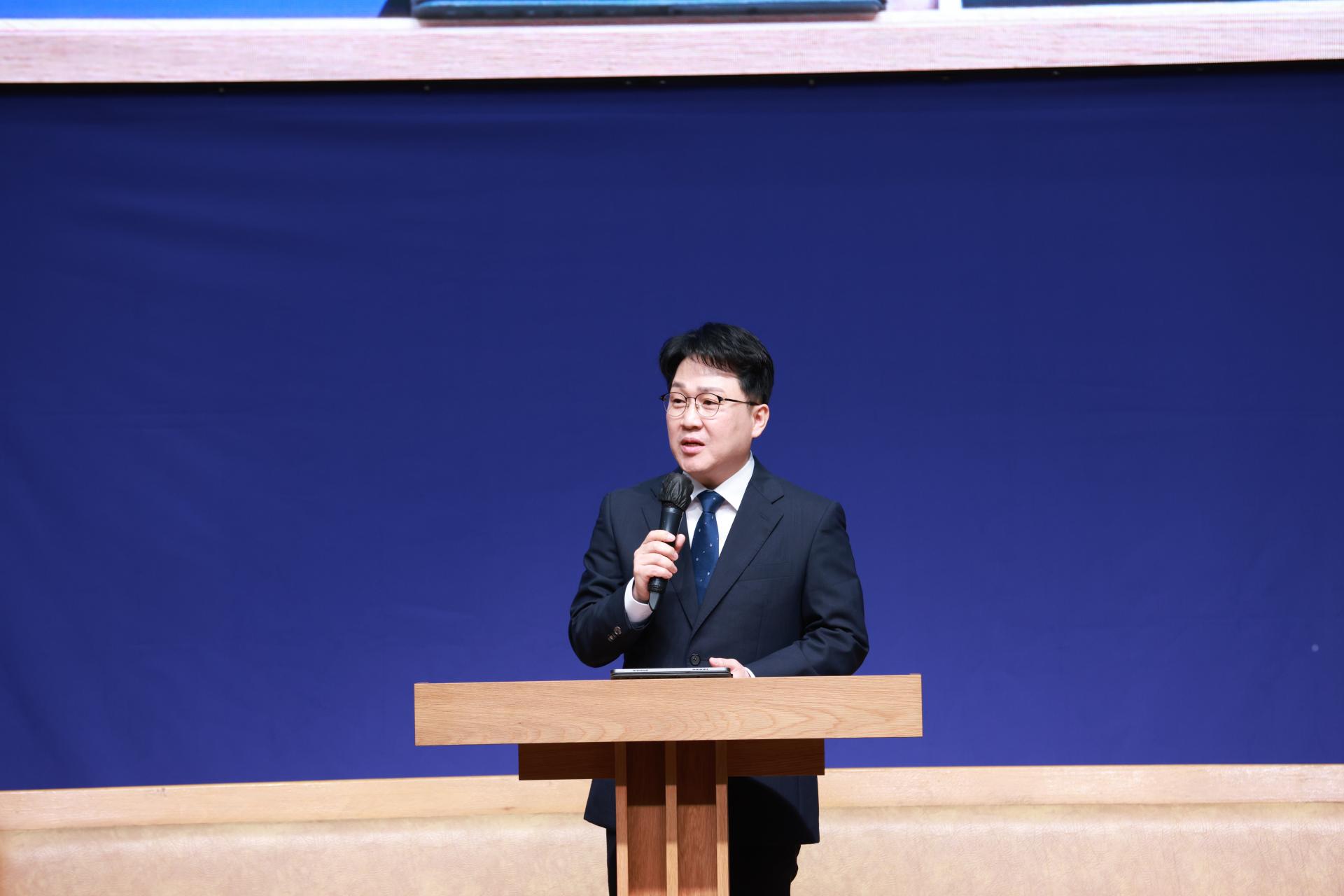 d811e94d7c540.jpg