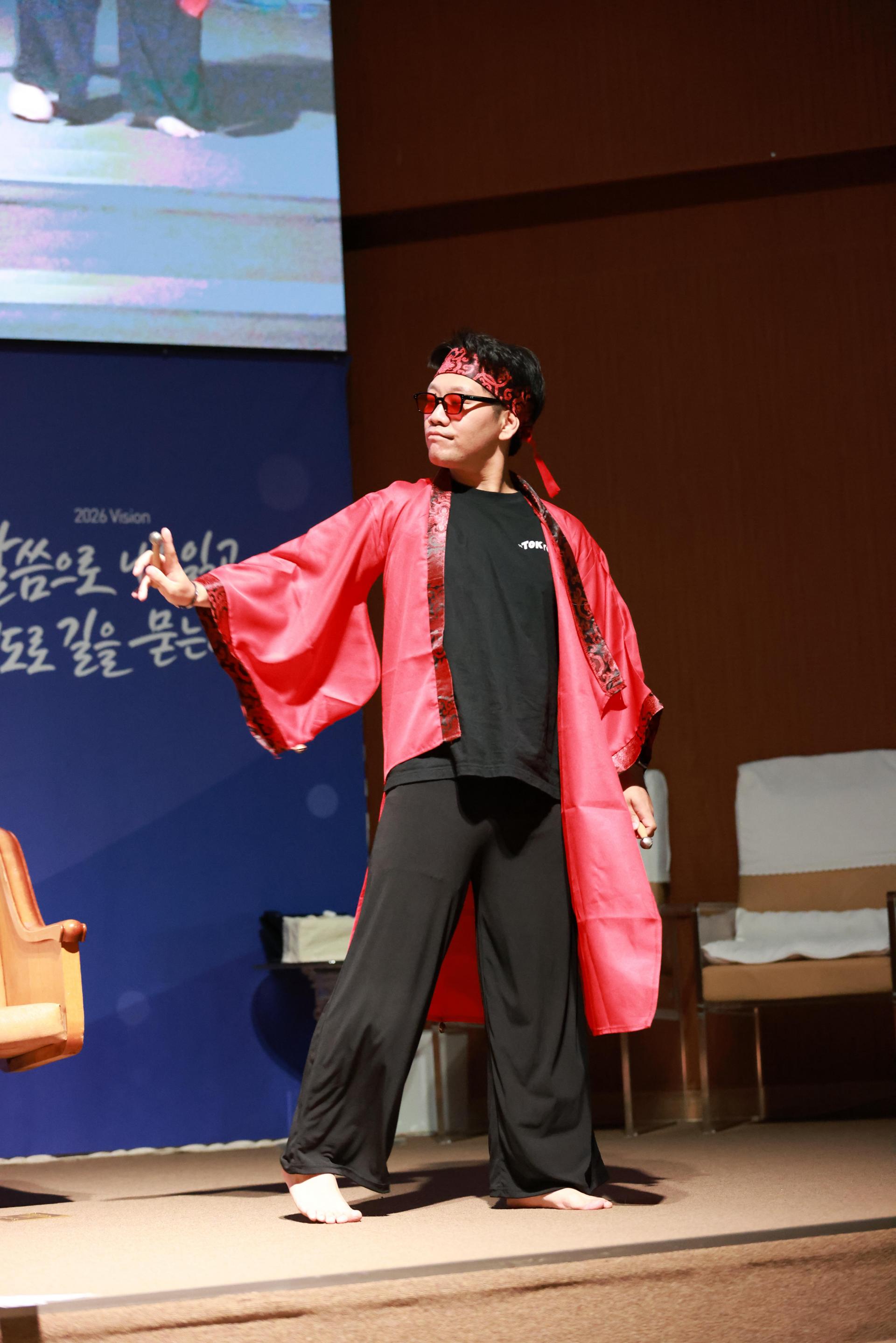 f0ce604687d56.jpg