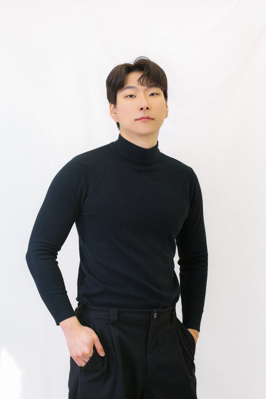 오른쪽 상단 이미지