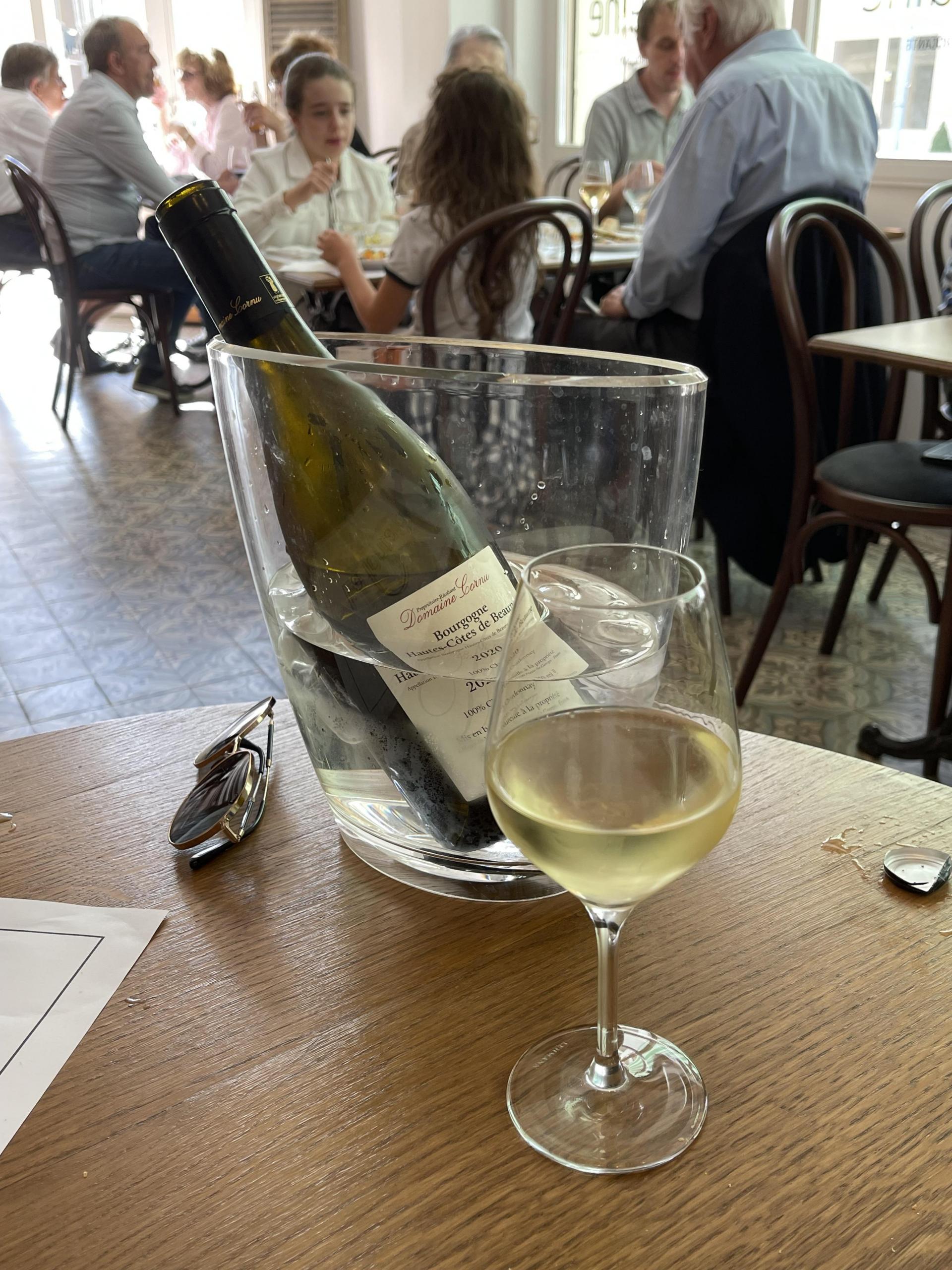 랭스에서의 점심 그리고 와인.jpg