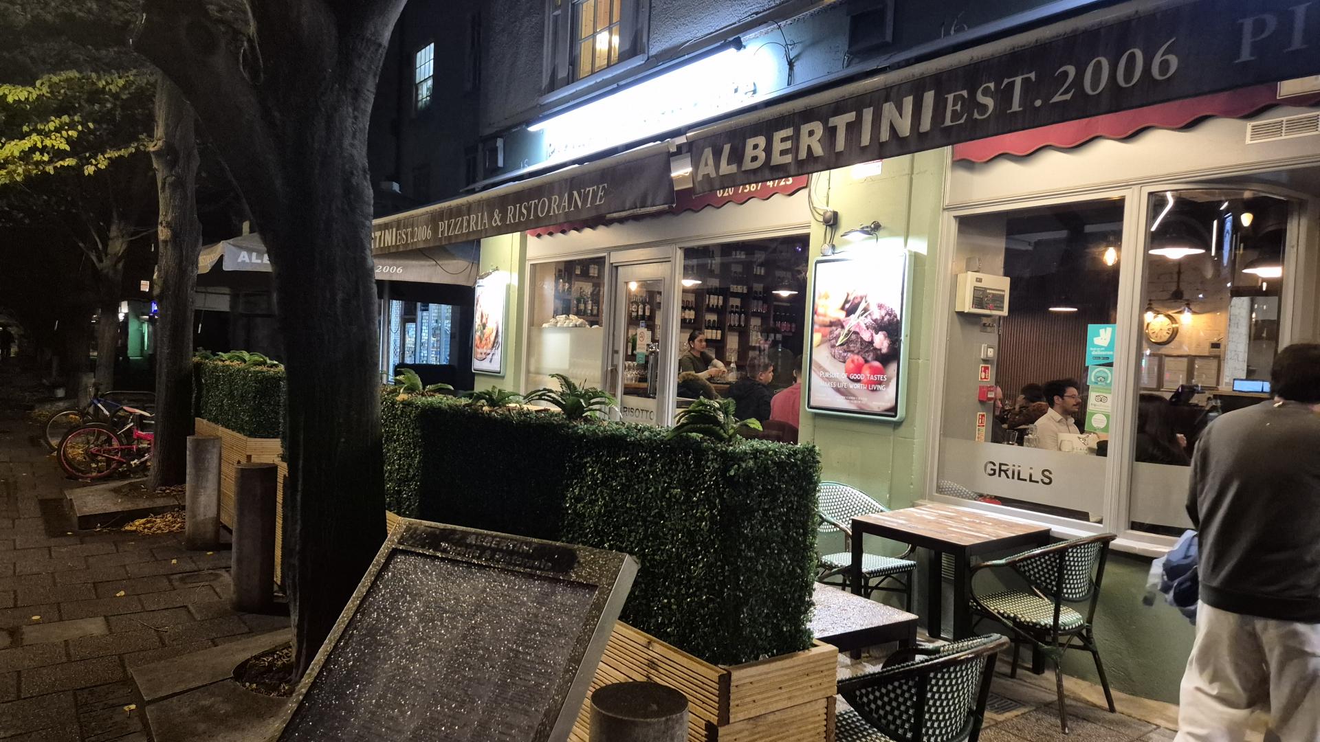 런던 이탈리안 레스토랑 Albertini.jpg