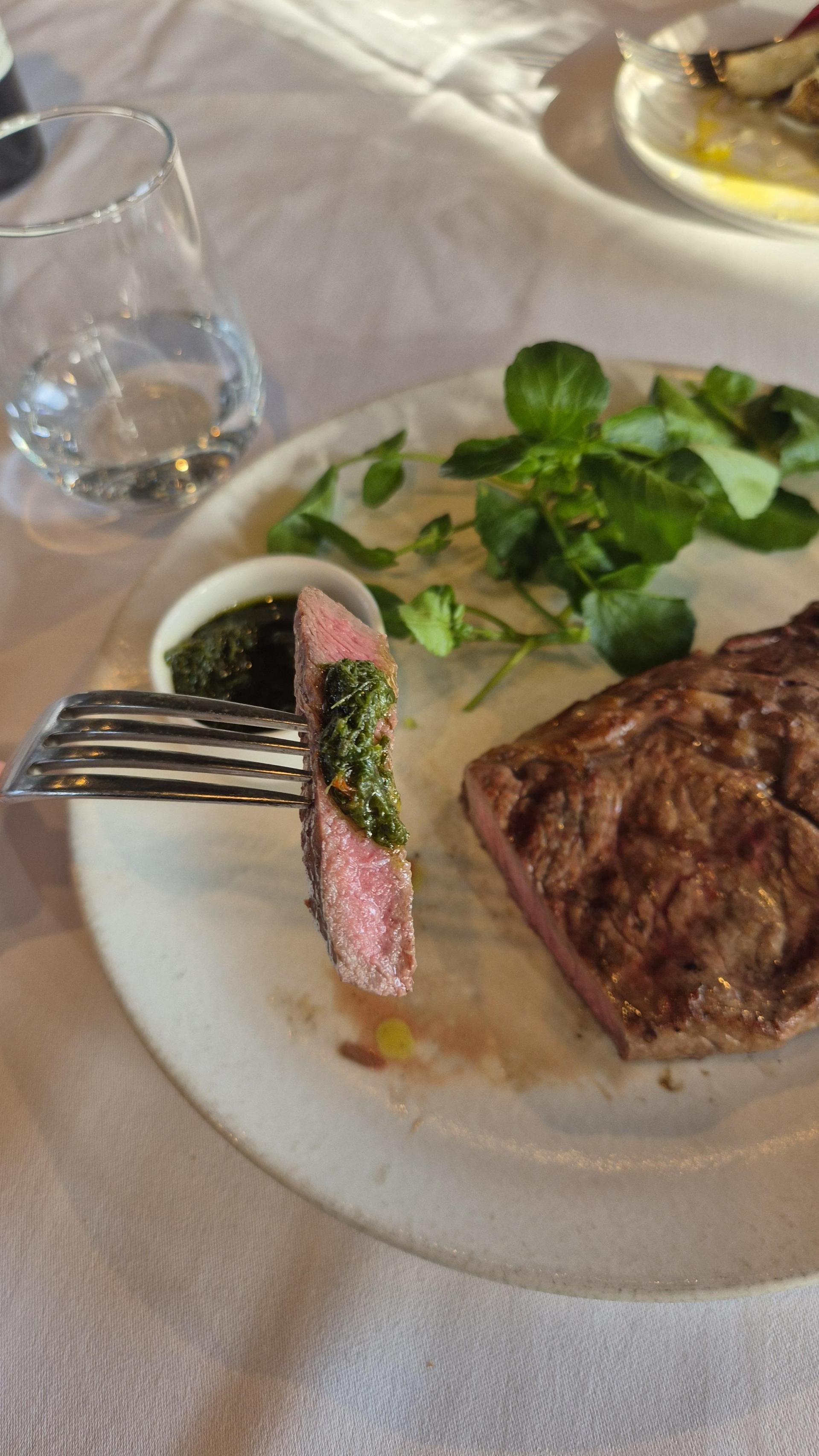 립아이 스테이크 in 런던.jpg