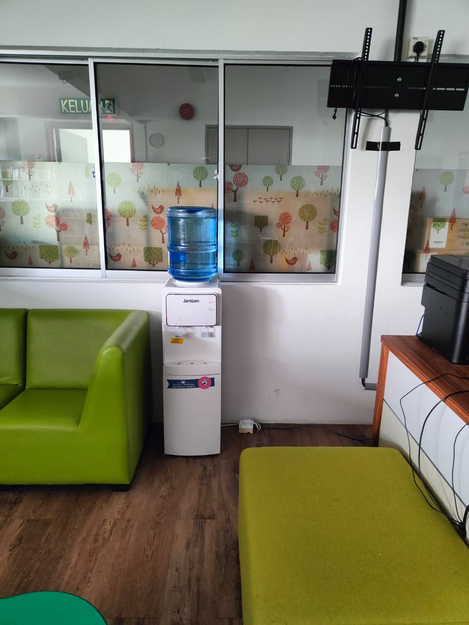 도서관 정수기.jpeg