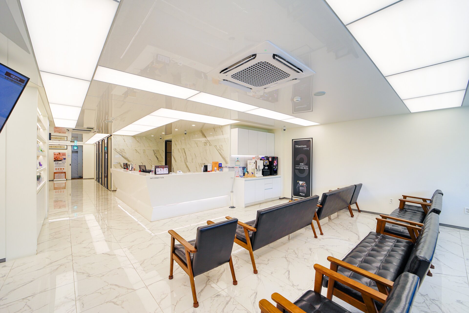 BTSKIN Clinic second floor lobby in Jeju