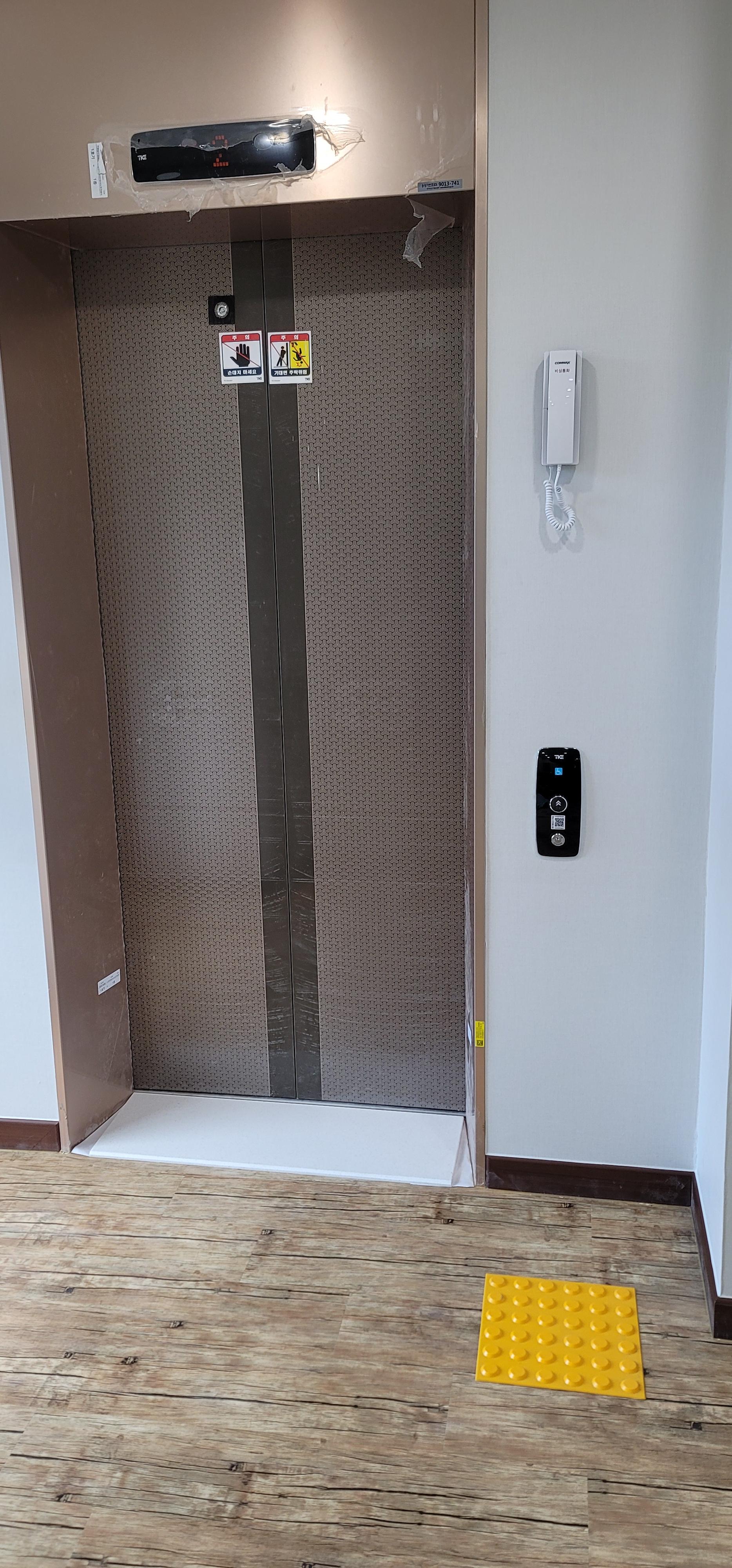 28f1eb56dcc5d.jpg