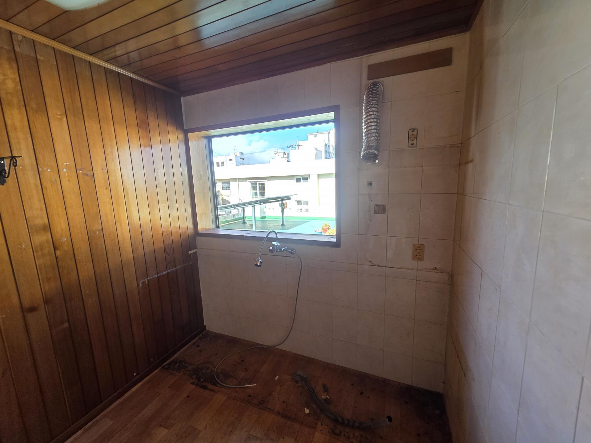 4d6403be71319.jpg
