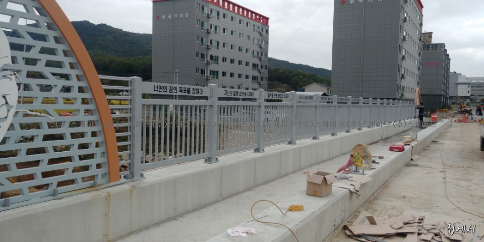 32b83cf8be62a.jpg