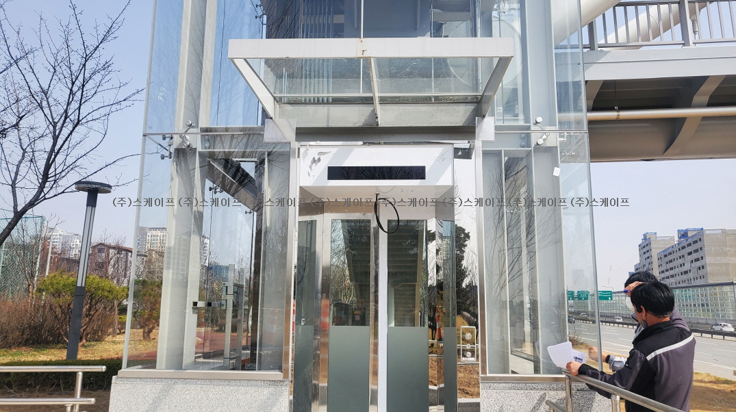 d83de5046be2e.jpg