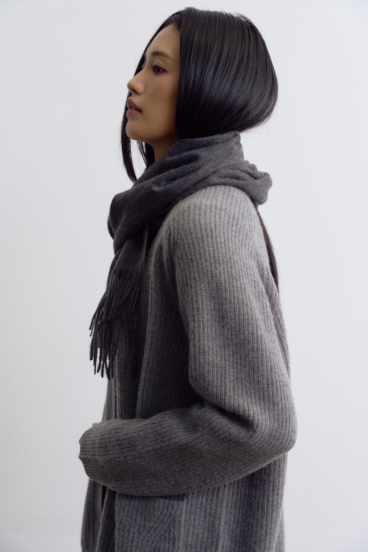 [캐시미어100] 베이직 프링지 머플러 CHARCOAL