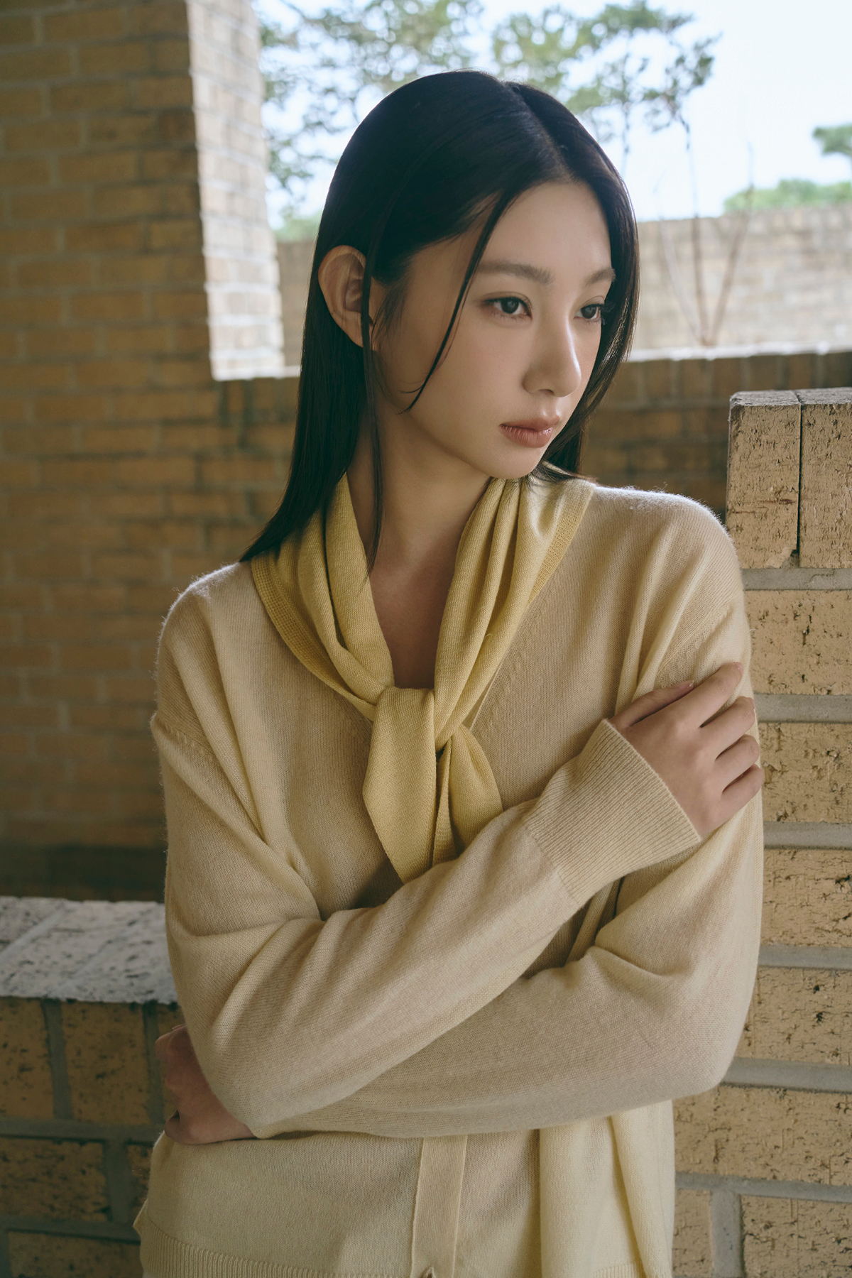 [캐시브리즈] 쁘띠 삼각 머플러 YELLOW