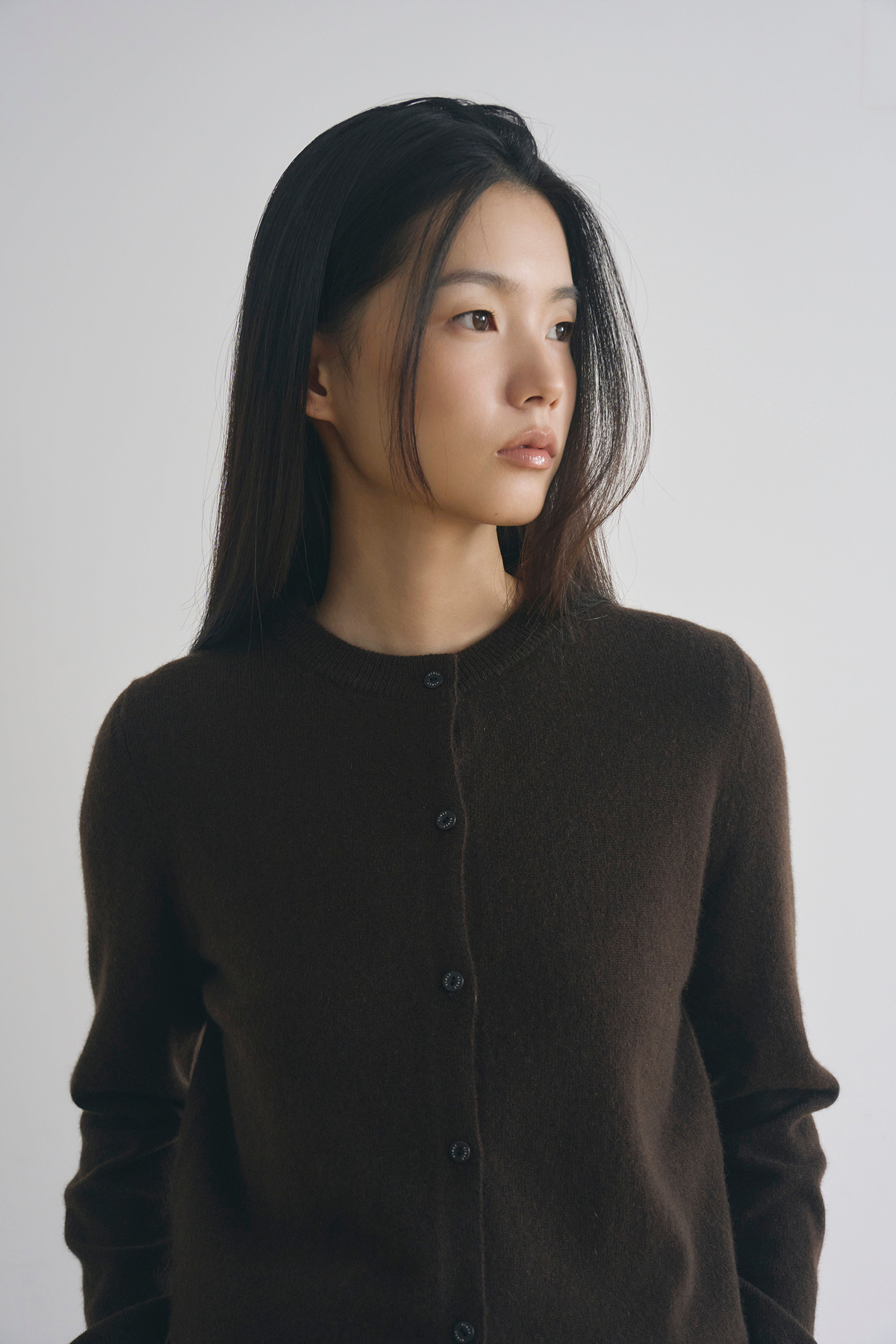 [캐시미어100] 베이직 라운드넥 가디건 CHOCO BROWN