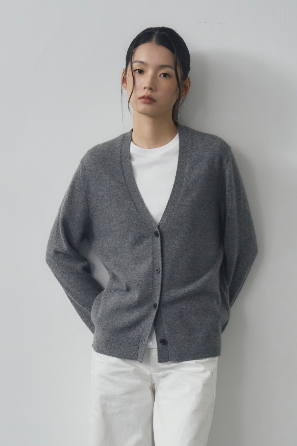 [캐시미어100] 베이직 브이넥 가디건 STEEL GRAY