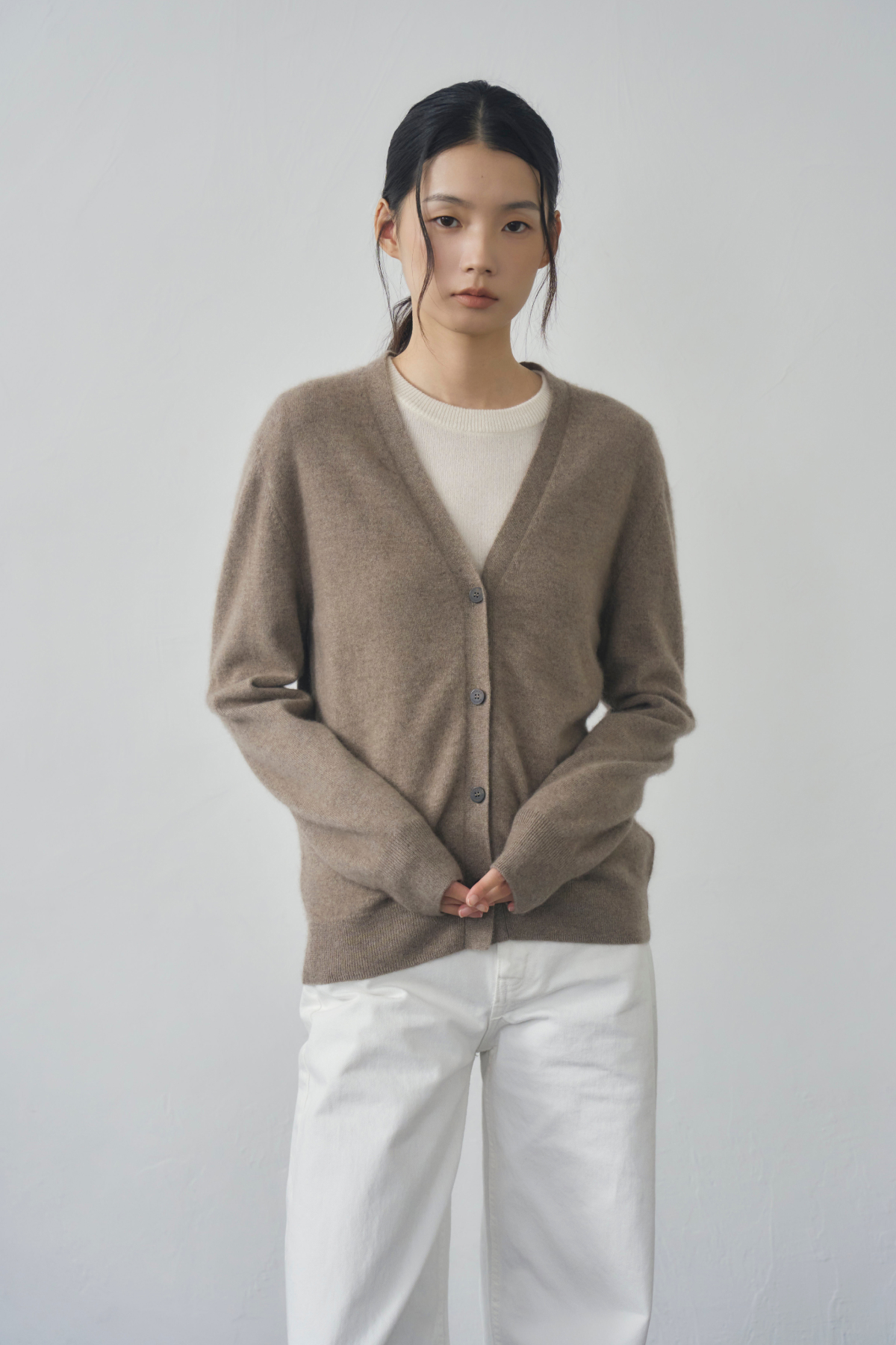 [몽골 캐시미어100] 오가닉 브이넥 가디건 NATURAL BROWN