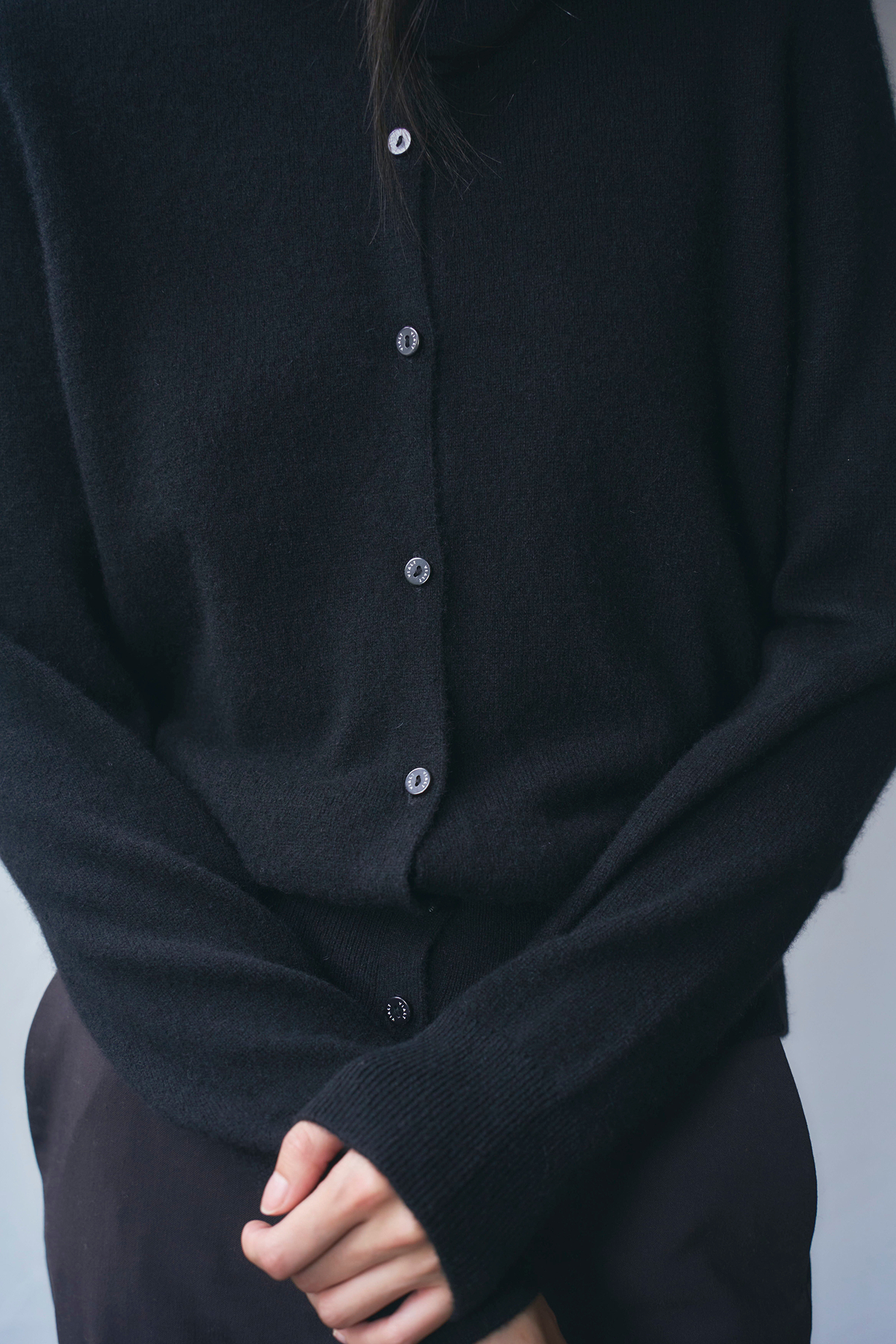 [캐시미어100] 베이직 라운드넥 가디건 LIGHT MELANGE GRAY 복제