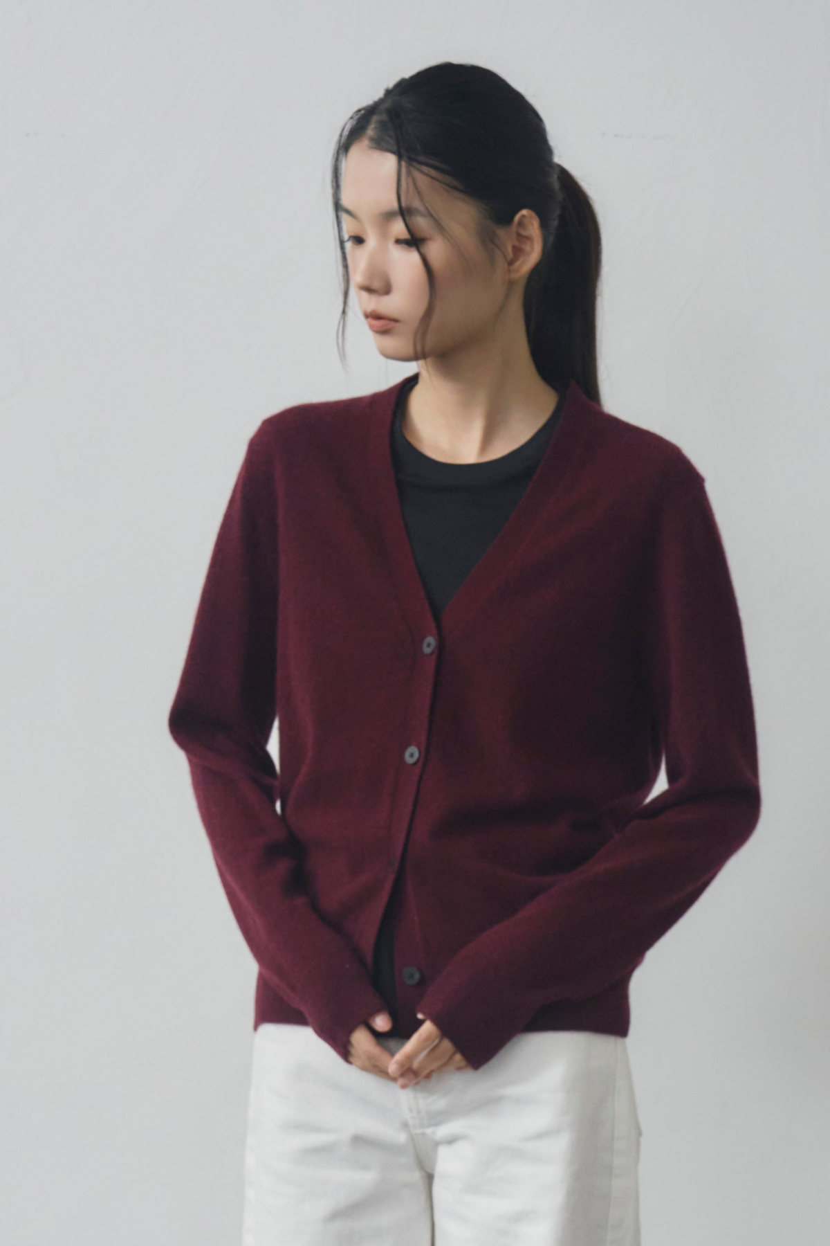 [캐시미어100] 베이직 브이넥 가디건 BURGUNDY