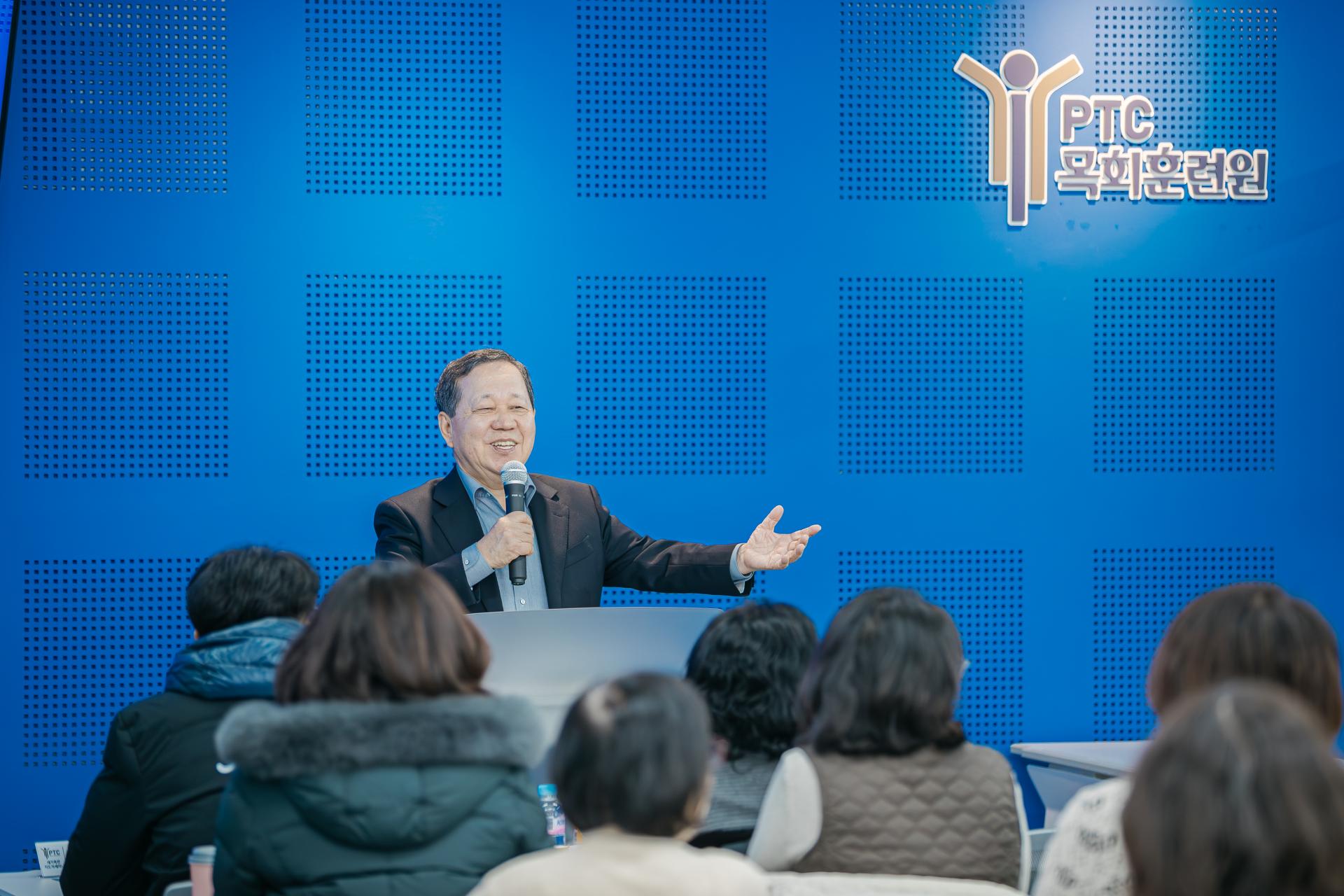 b2023d26c42d9.jpg