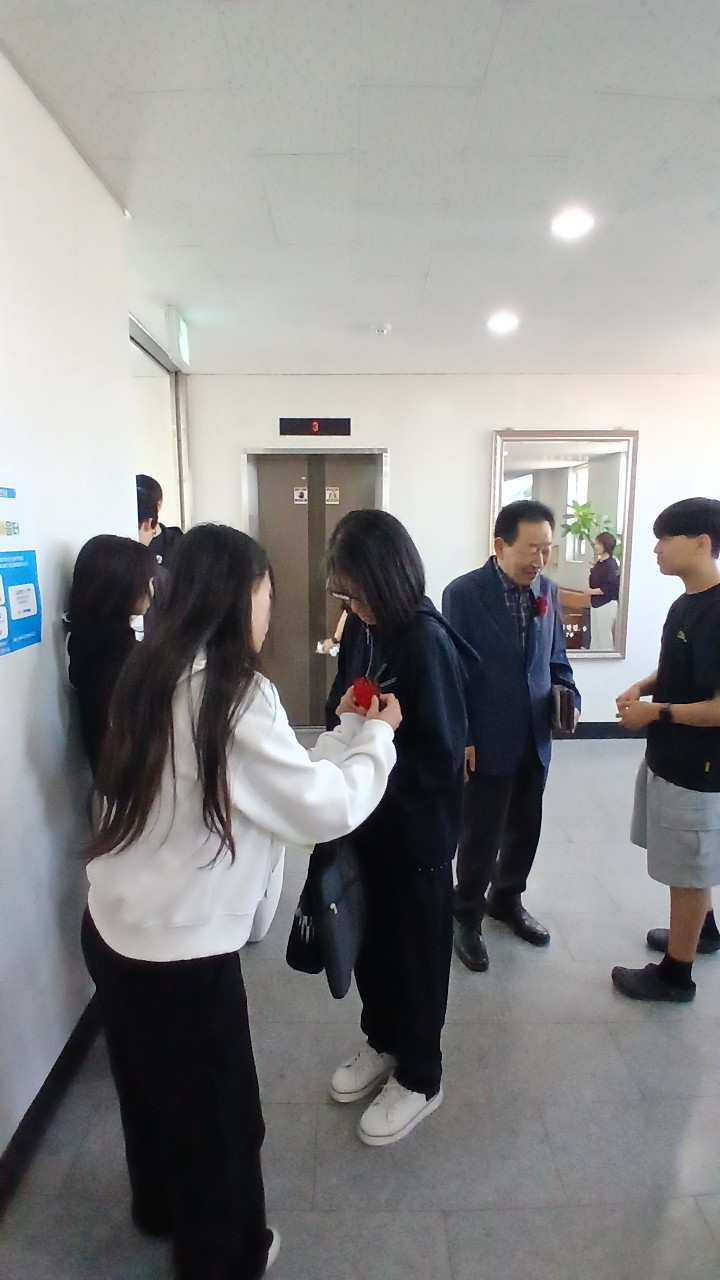 cc7c990812336.jpg