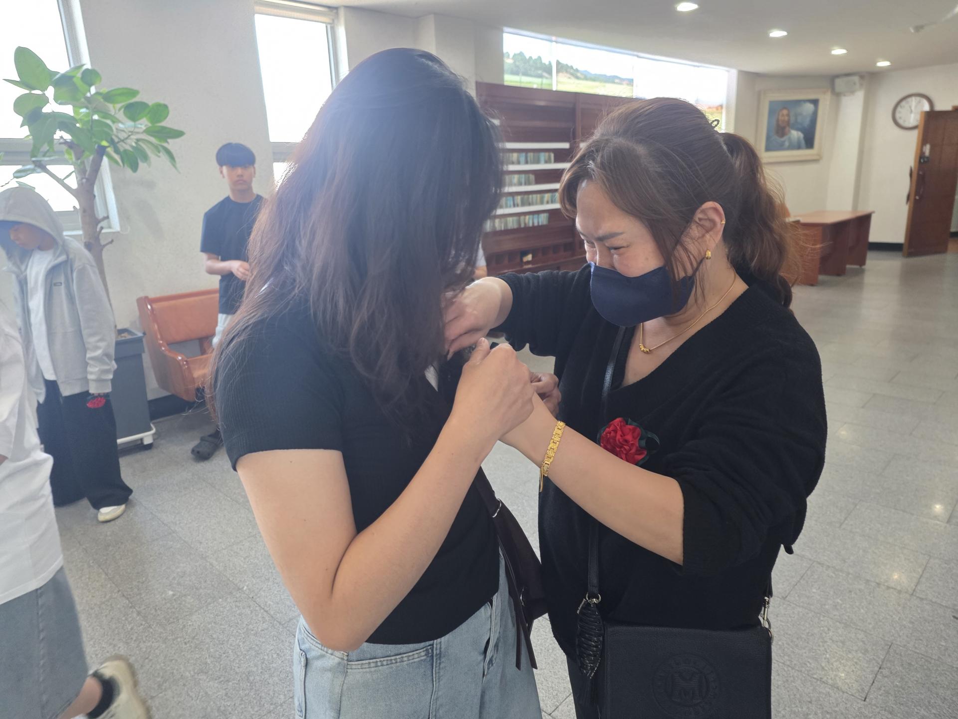d398d64a8efc6.jpg