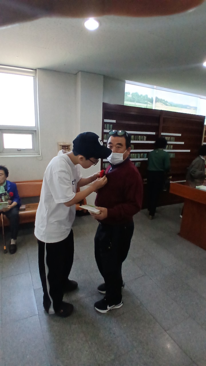 f5c61a410e27e.jpg