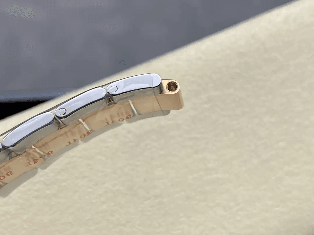19305ef08bbcc.png