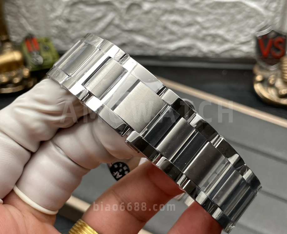 1bd23e05cf708.jpg