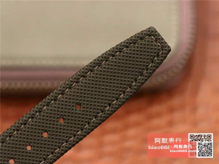 8cb780aed8b0d.jpg