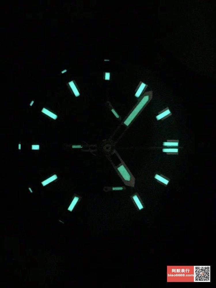 fe5c70d12404f.jpg