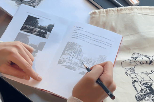 ▲마이라이트 ‘이연의 드로잉 학습지’ (사진제공=데이원컴퍼니)