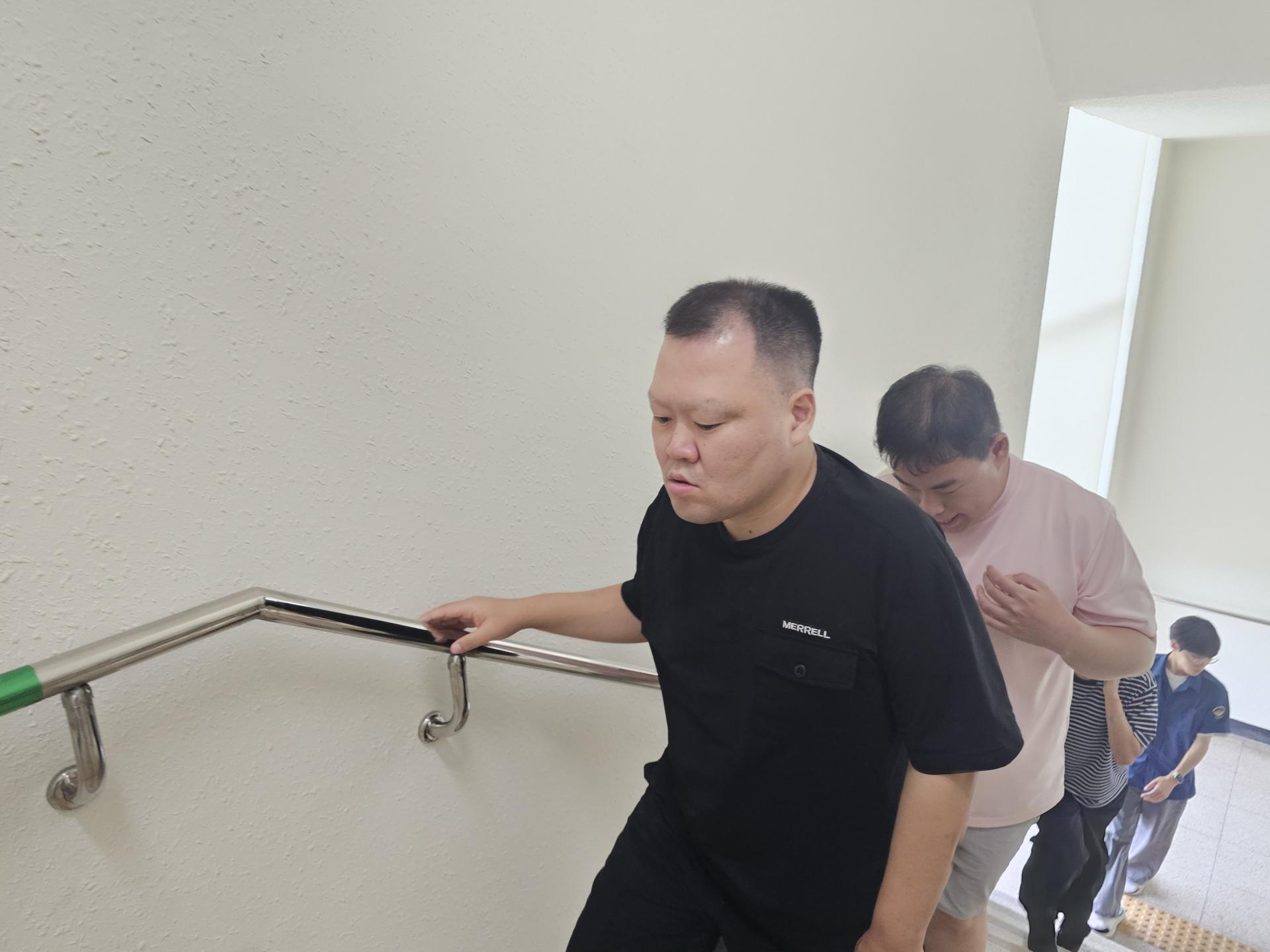 6c93d105b10ae.jpg