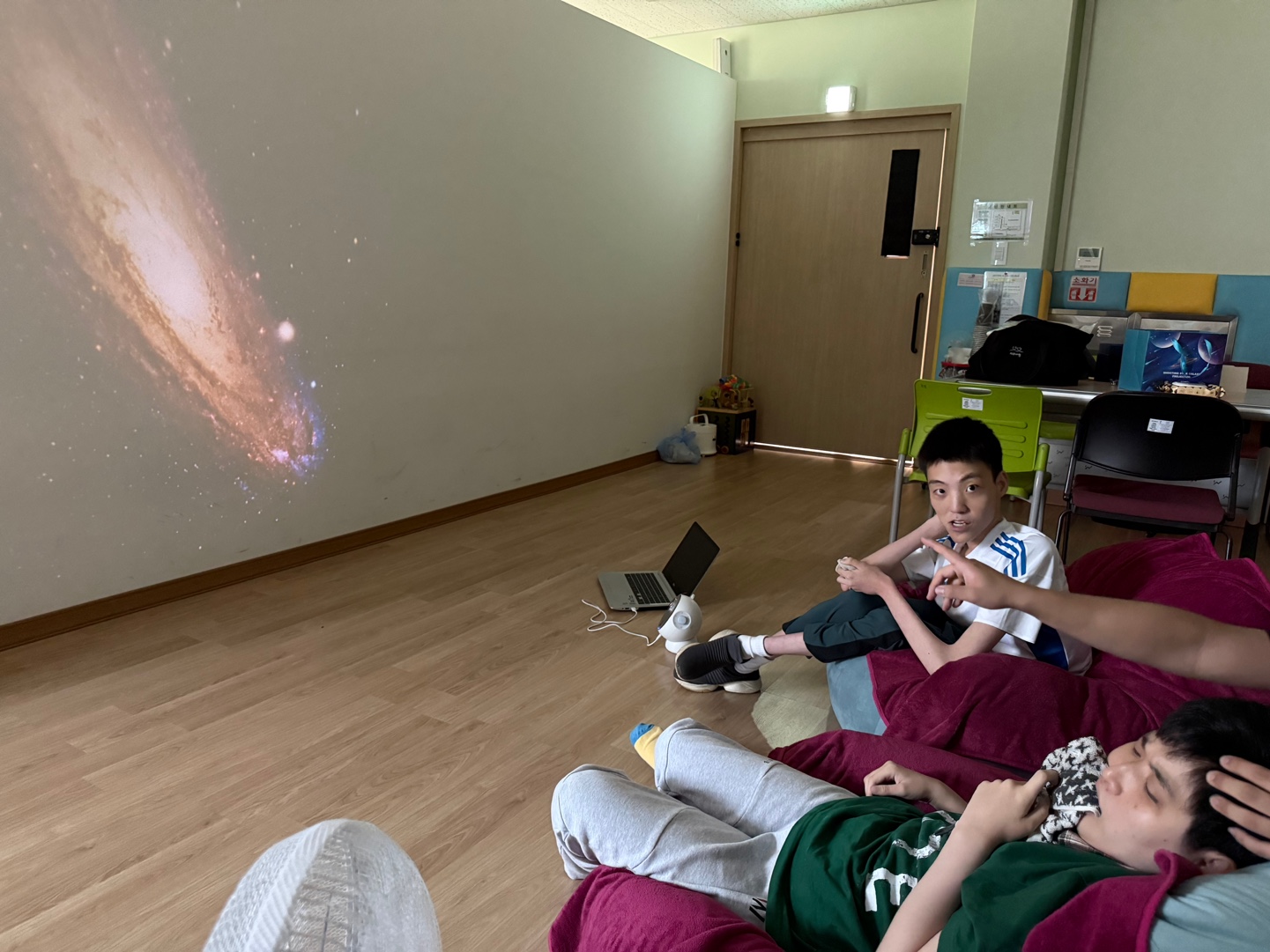 a6c51eb02e909.jpg