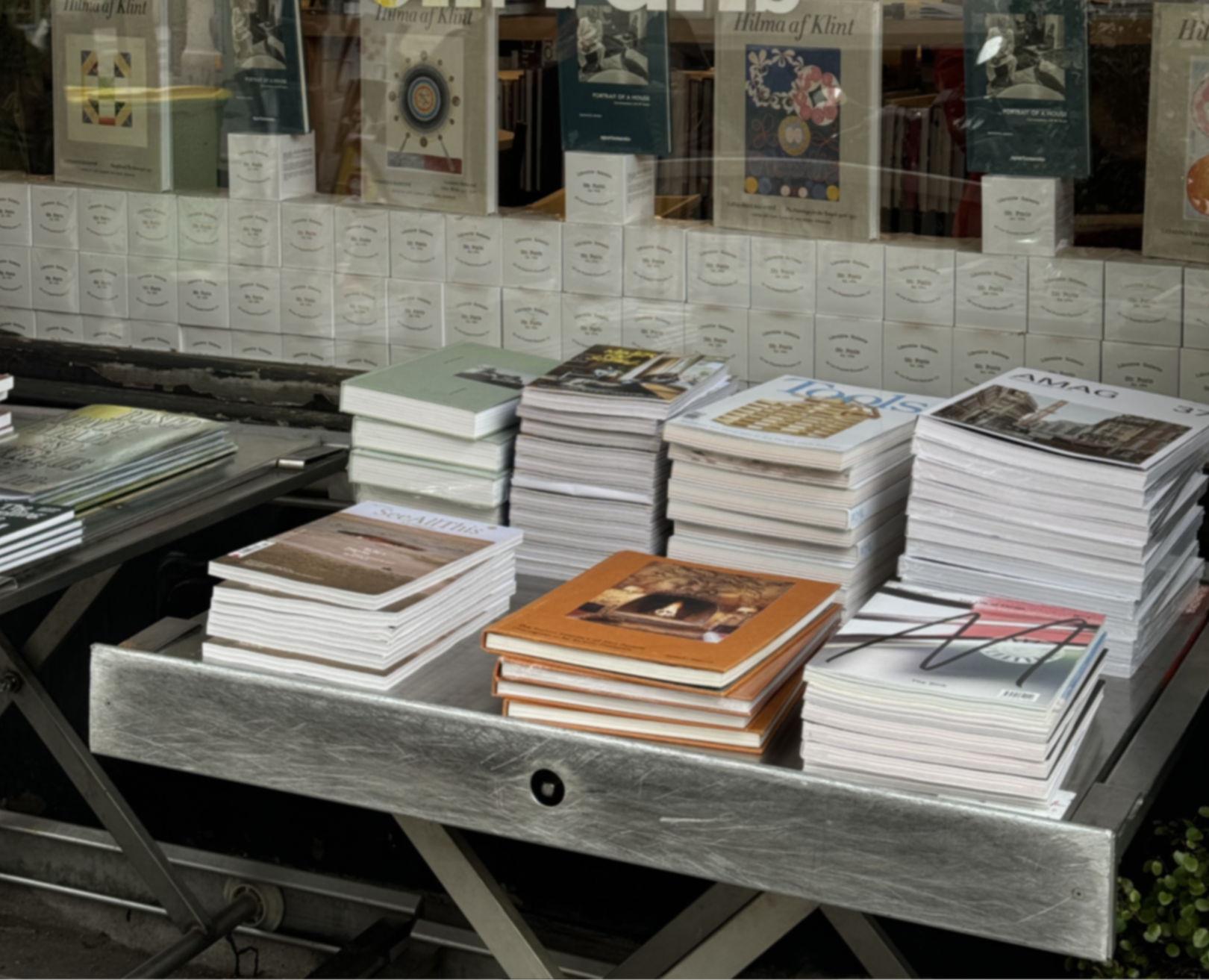 파리 서점 이미지