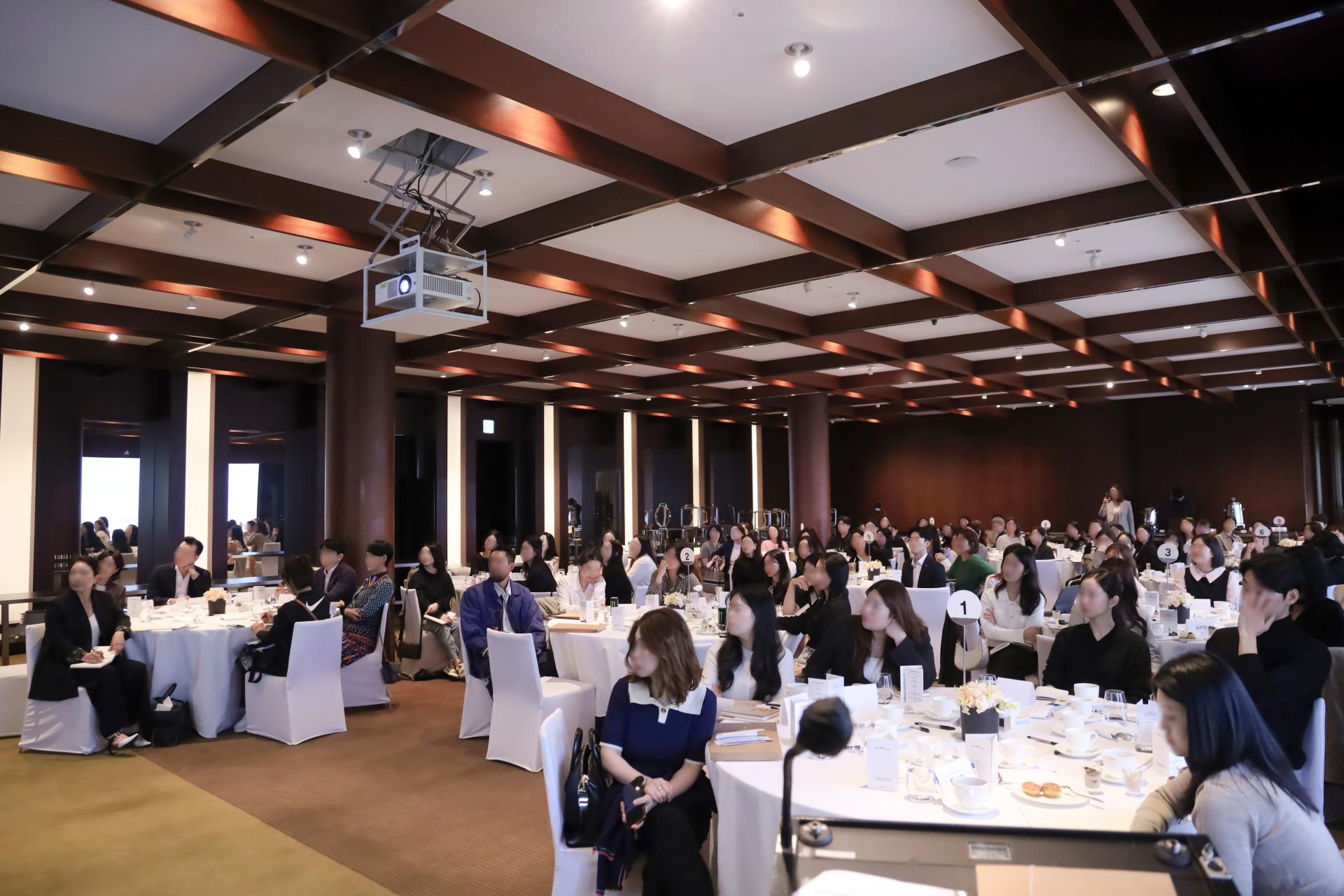 IMG_3325 (얼굴블러).jpg