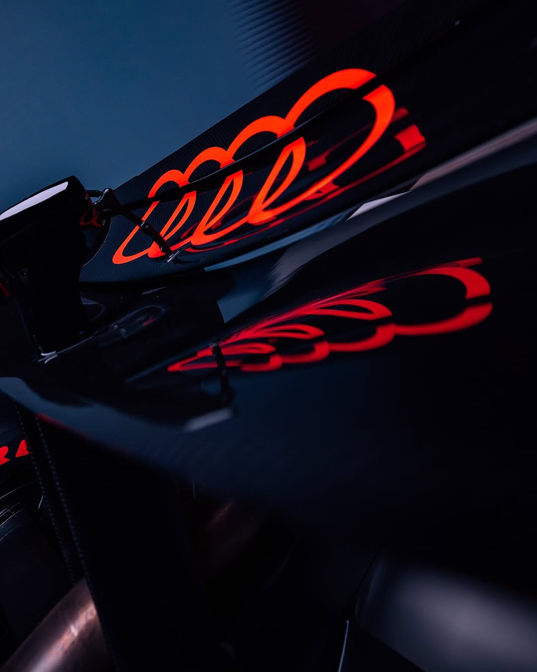 처음 공개된 아우디 R26, 2026 F1을 뒤흔들 새 머신의 모든 것 : 문화 트렌드·리뷰·아티스트 인터뷰 | 콕스매거진 매거진