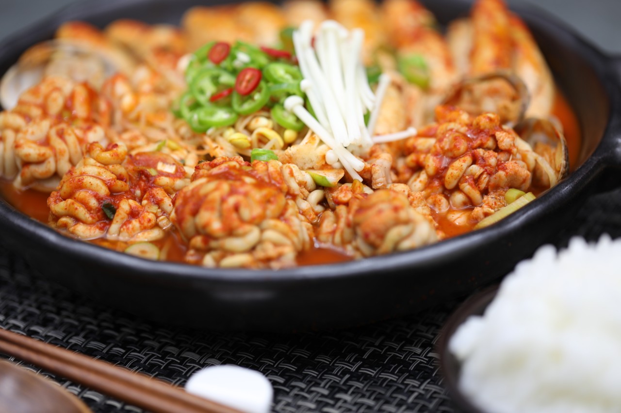 칼칼하고 시원한 수제 알탕