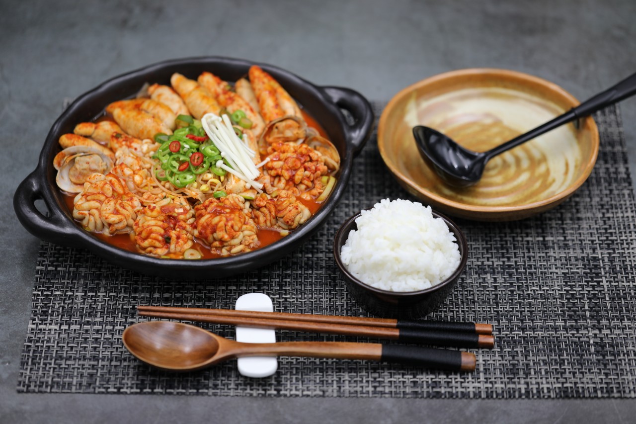 칼칼하고 시원한 수제 알탕