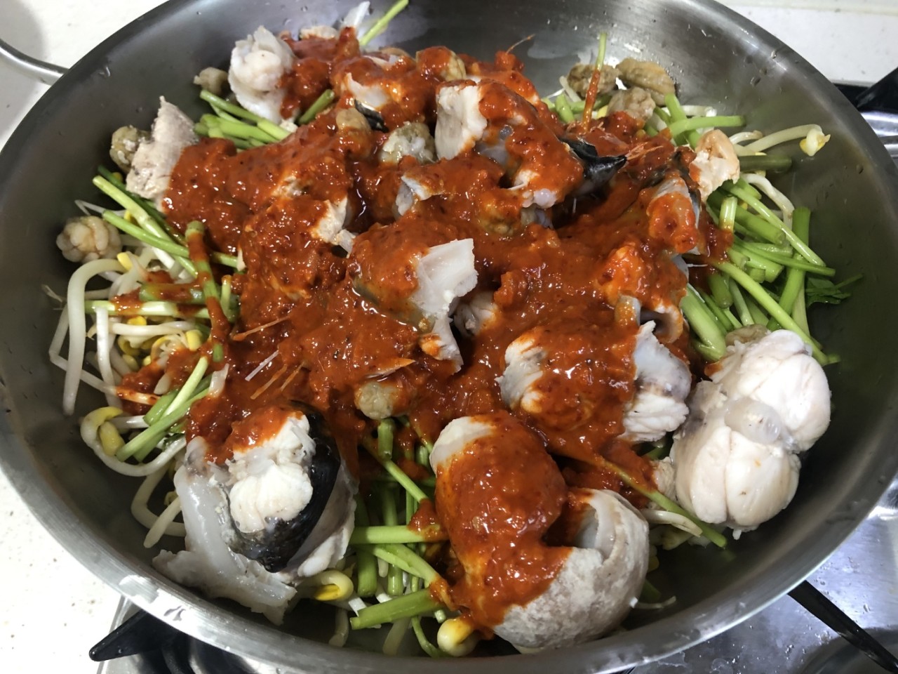 푸짐한 순살 아구찜 밀키트