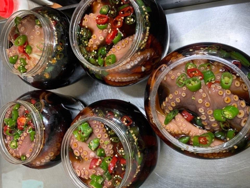쫄깃 탱글 밥도둑 문어장 1kg
