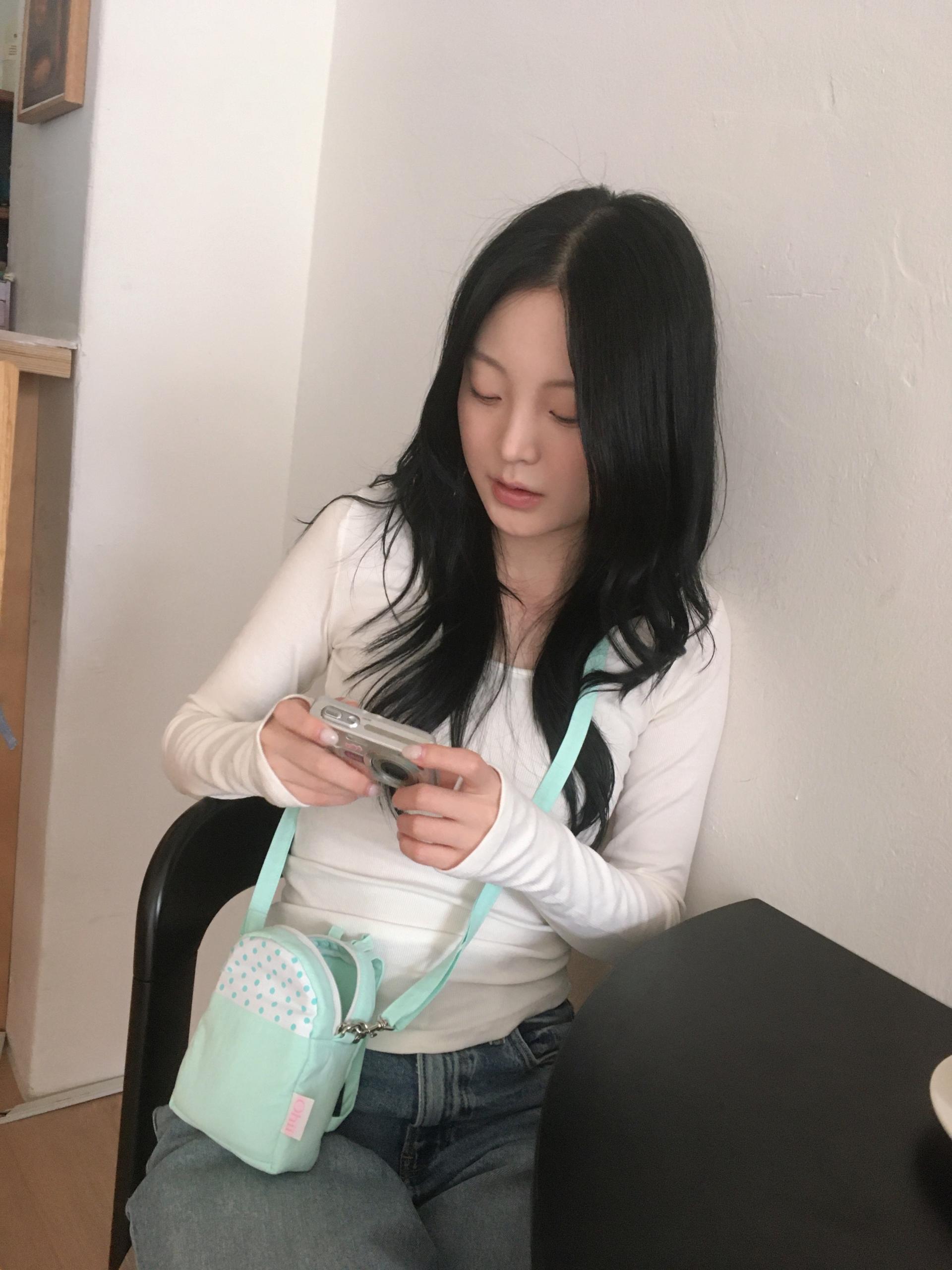 [바로배송/국내제작] 민트맛 디카 미니 백팩 (파우치로도 사용/끈 탈부착 가능)