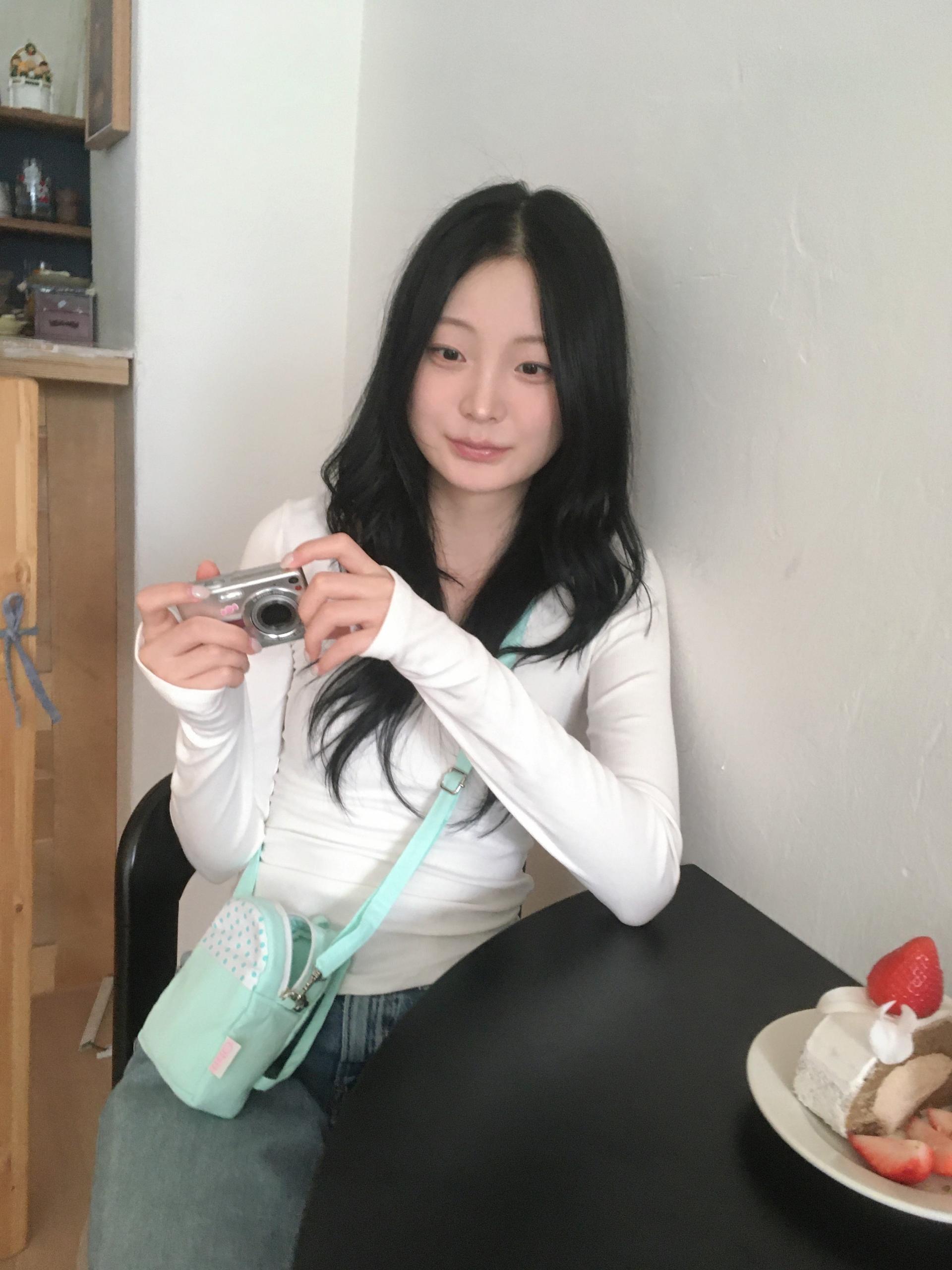 [바로배송/국내제작] 민트맛 디카 미니 백팩 (파우치로도 사용/끈 탈부착 가능)