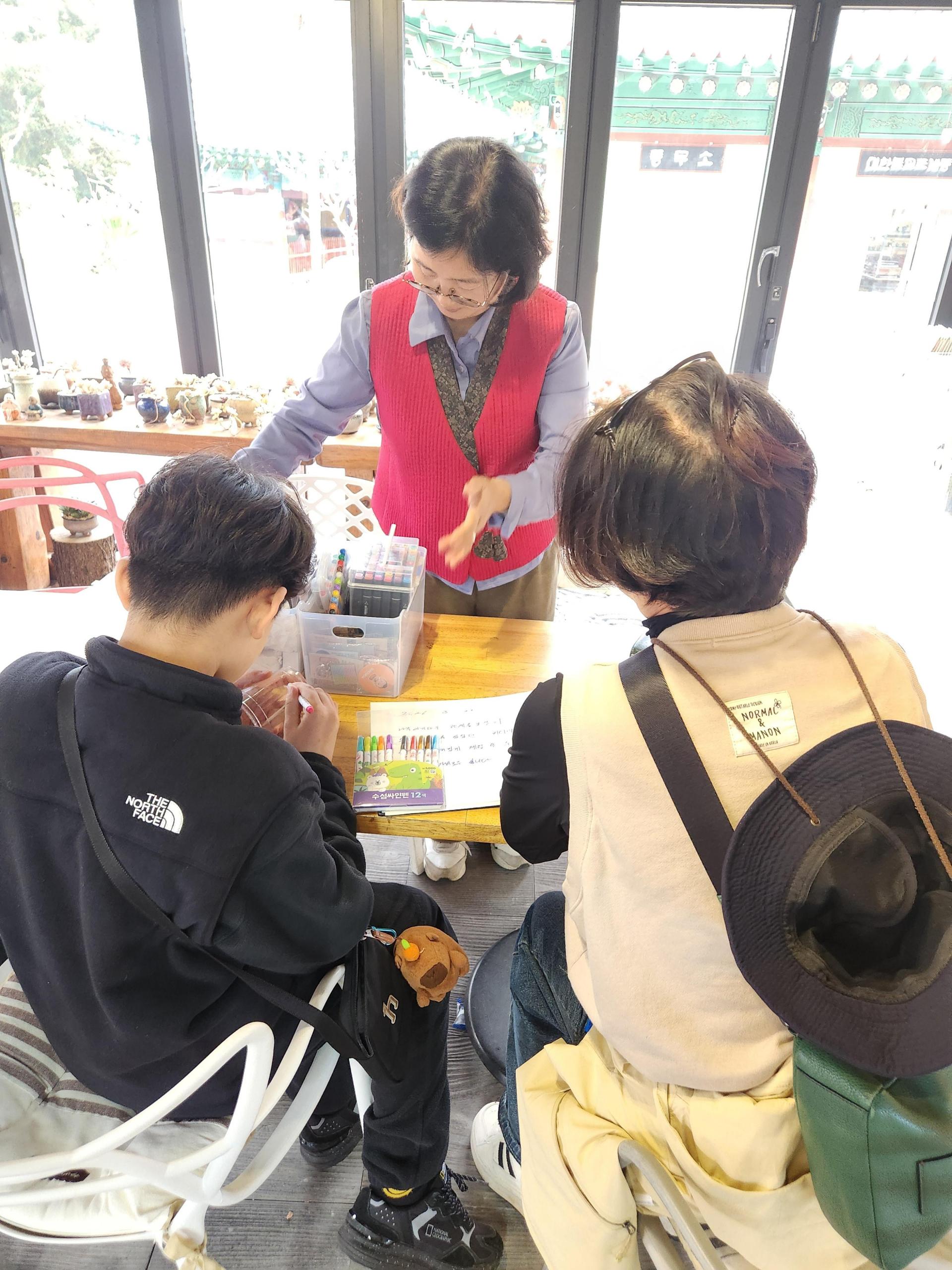 d73bcd8340304.jpg