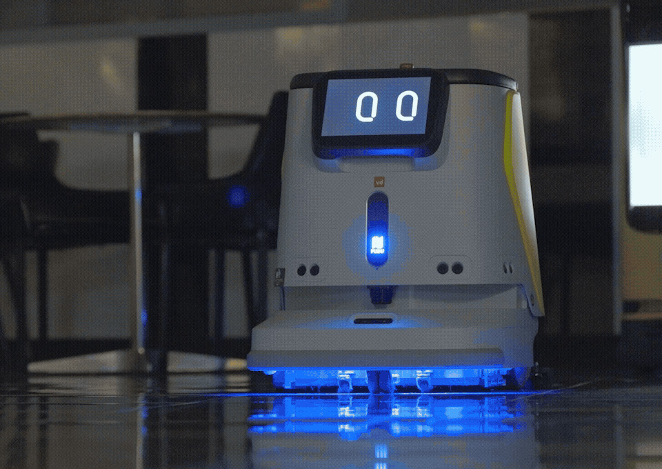 다양한 산업에 필요한 부분들을 연구하여 각 분야에서 편리하게 사용할수 있도록, 청소로봇, 업소용 청소로봇, 사무실 청소로봇 등의 혁신적인 로봇기술을 제공하고 있습니다.