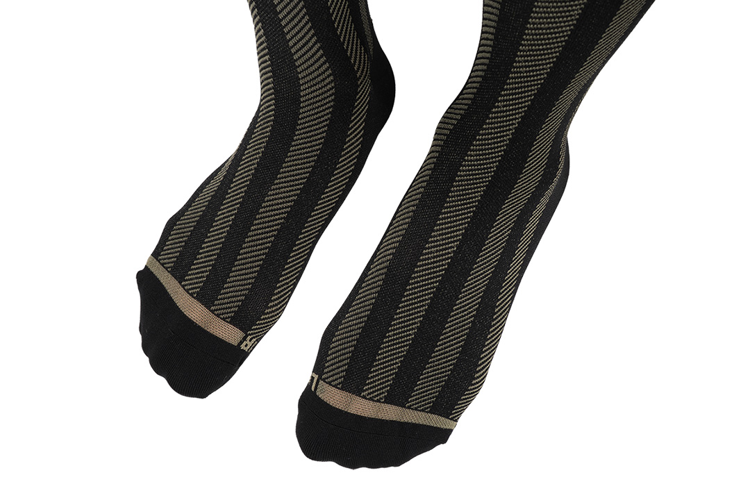 CLUB SOCKS 襪身針織細節